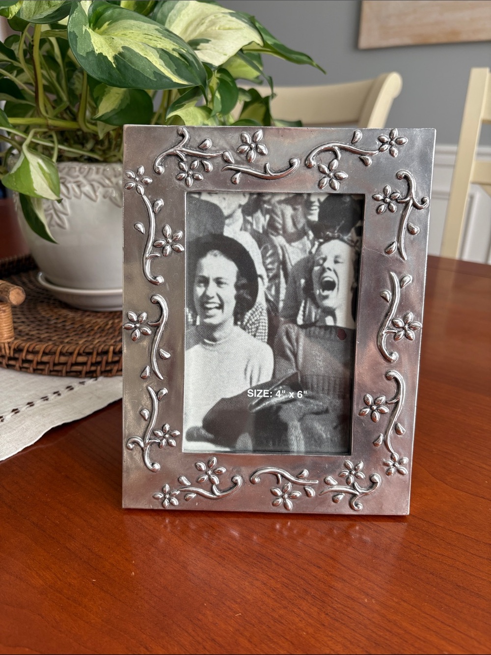 Silver Floral Embossed Picture Frame - 4x6